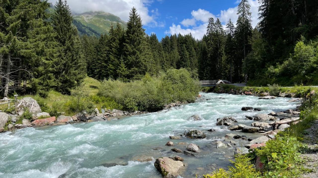 Ferienwohnung Mit Idyllischer Aussicht Klosters Ngoại thất bức ảnh